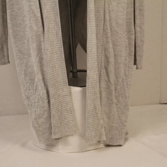 Neiman Marcus Shrug - Picture 4 of 9